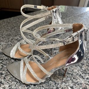 Jessica Simpson heels, size 10, 4 1/2 heel